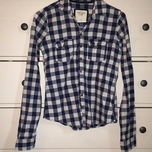 Abercrombie & Fitch navy plaid flannel